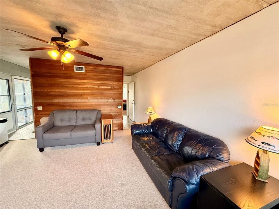 Active With Contract: $299,900 (3 beds, 0 baths, 1280 Square Feet)