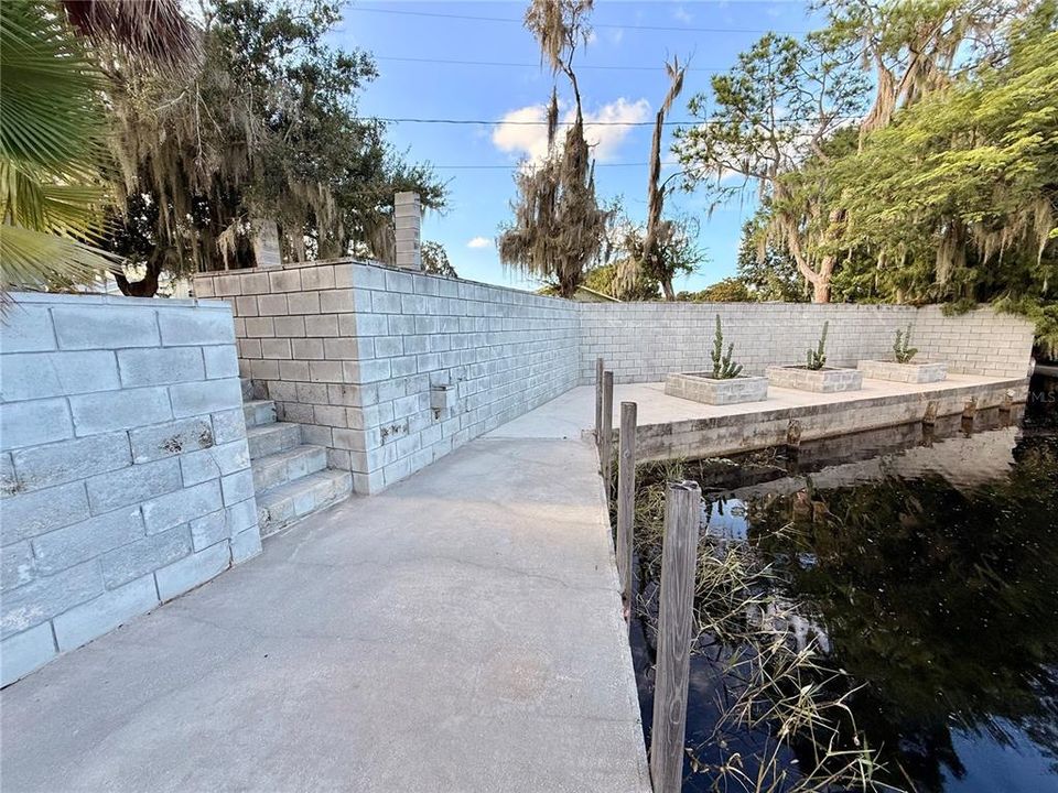 Active With Contract: $299,900 (3 beds, 0 baths, 1280 Square Feet)