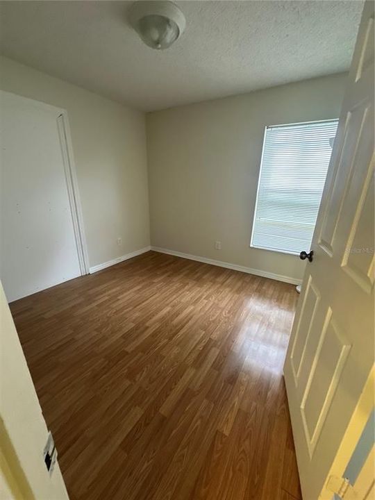 待售: $475,000 (4 贝兹, 2 浴室, 1936 平方英尺)