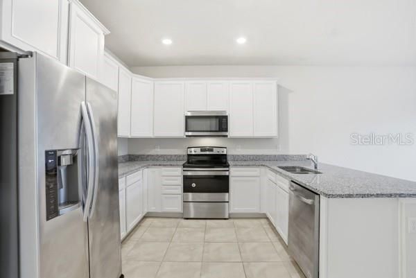 En Venta: $419,990 (4 camas, 3 baños, 1809 Pies cuadrados)