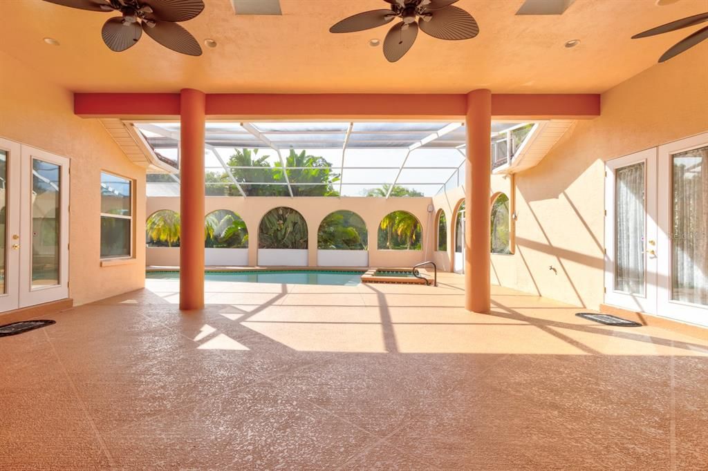 For Sale: $1,010,000 (4 beds, 3 baths, 4408 Square Feet)