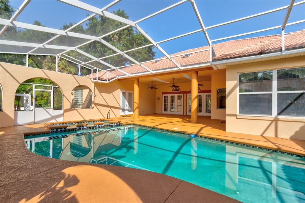 For Sale: $1,010,000 (4 beds, 3 baths, 4408 Square Feet)