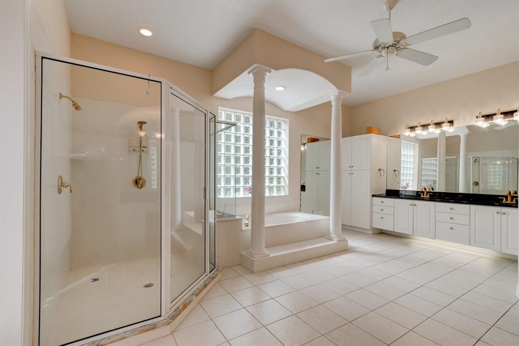 For Sale: $1,010,000 (4 beds, 3 baths, 4408 Square Feet)