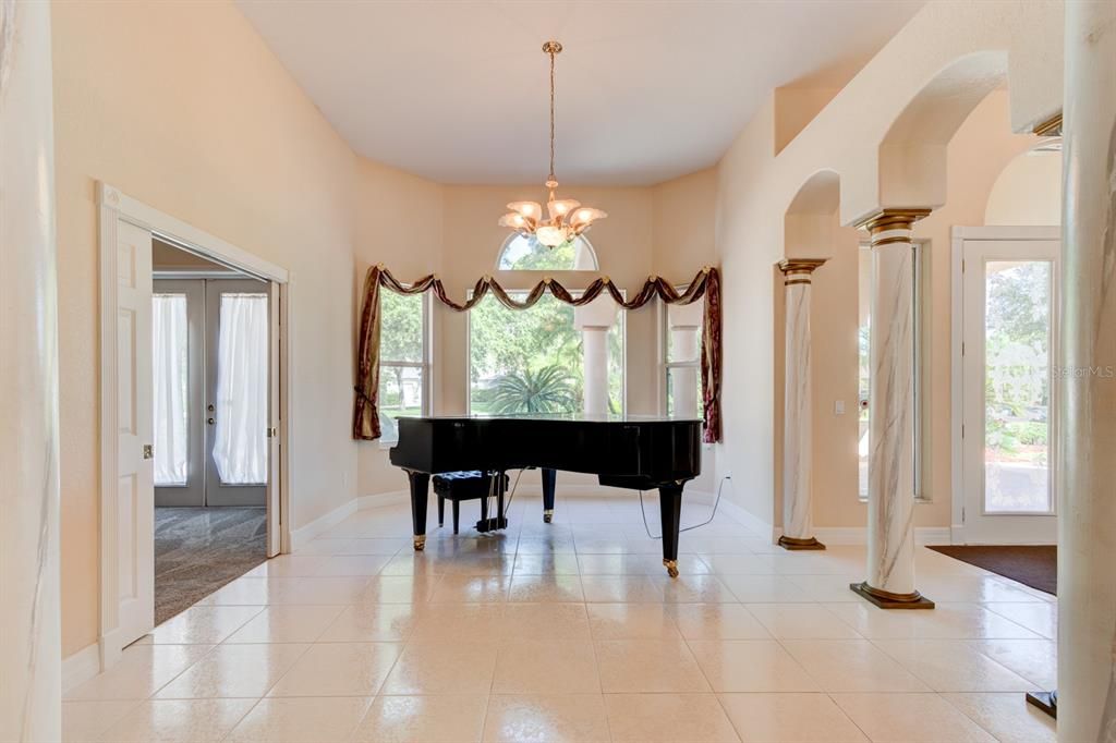 For Sale: $1,010,000 (4 beds, 3 baths, 4408 Square Feet)