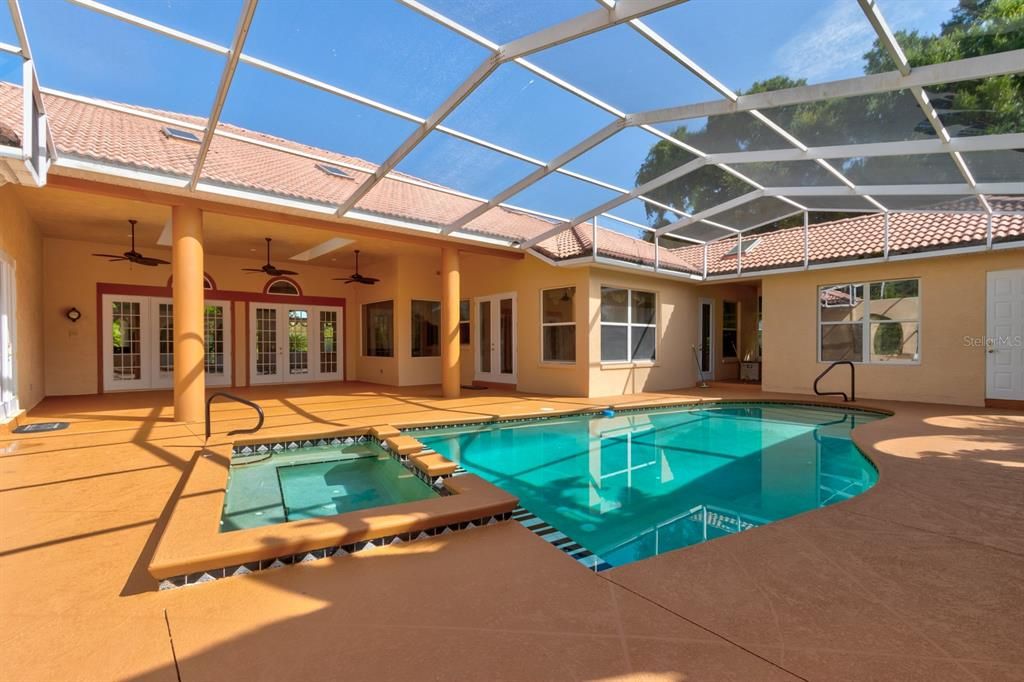 For Sale: $1,010,000 (4 beds, 3 baths, 4408 Square Feet)