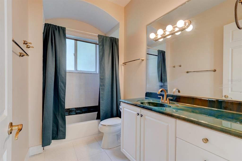 For Sale: $1,010,000 (4 beds, 3 baths, 4408 Square Feet)