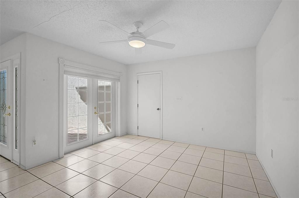 En Venta: $315,000 (3 camas, 2 baños, 2314 Pies cuadrados)