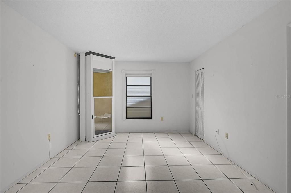 En Venta: $315,000 (3 camas, 2 baños, 2314 Pies cuadrados)