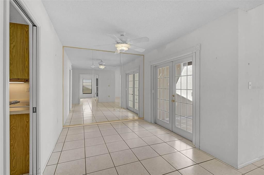 En Venta: $315,000 (3 camas, 2 baños, 2314 Pies cuadrados)