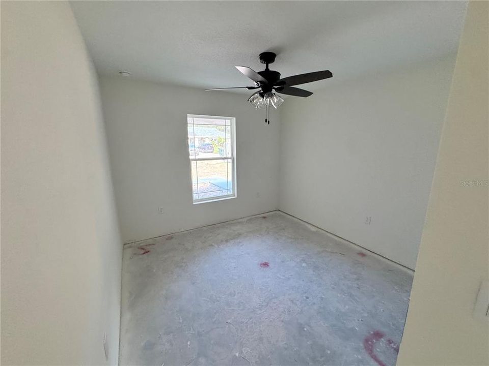 Active With Contract: $289,900 (4 beds, 2 baths, 1487 Square Feet)