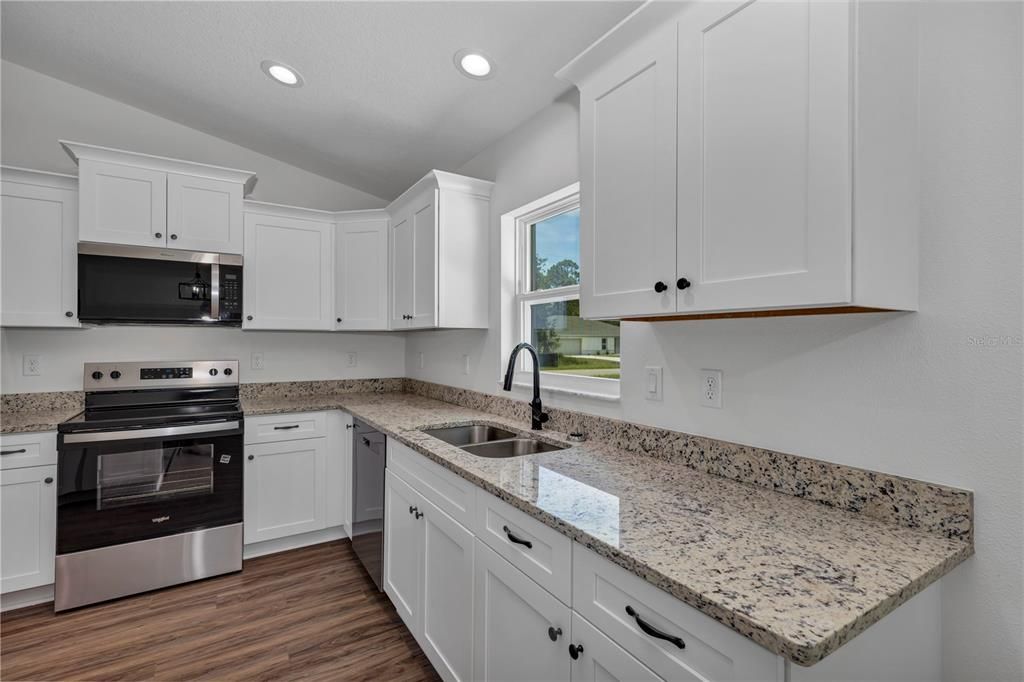 Active With Contract: $289,900 (4 beds, 2 baths, 1487 Square Feet)