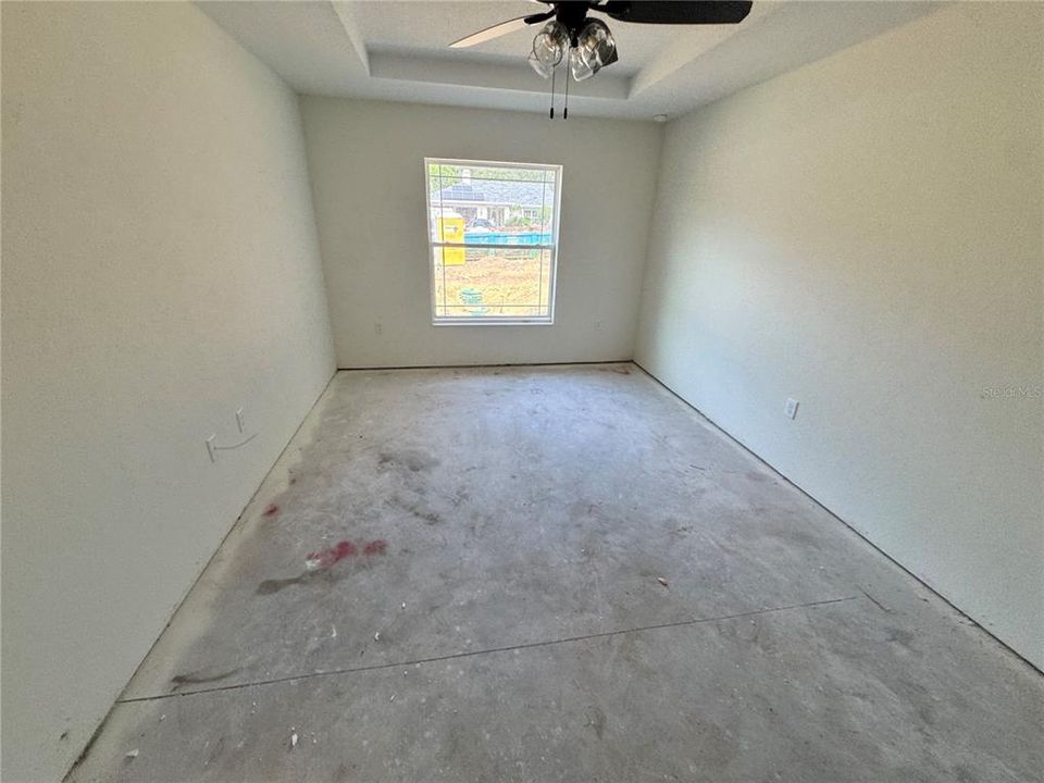 Active With Contract: $289,900 (4 beds, 2 baths, 1487 Square Feet)