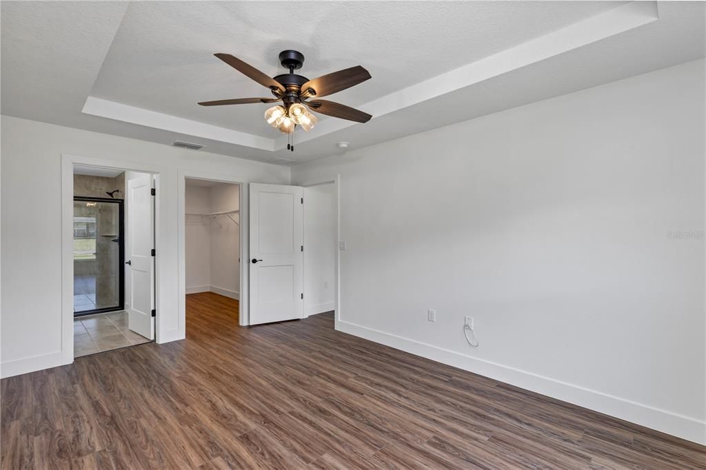 Active With Contract: $289,900 (4 beds, 2 baths, 1487 Square Feet)