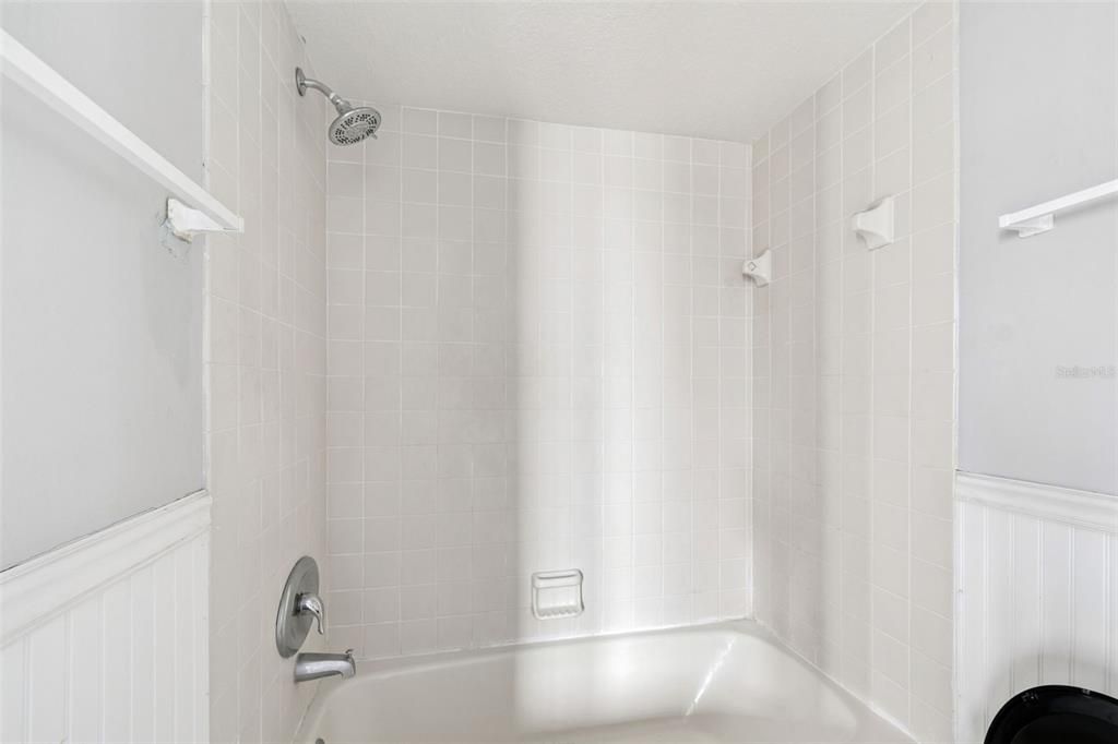 Под контрактом: $1,295,000 (4 спален, 4 ванн, 3166 Квадратных фут)