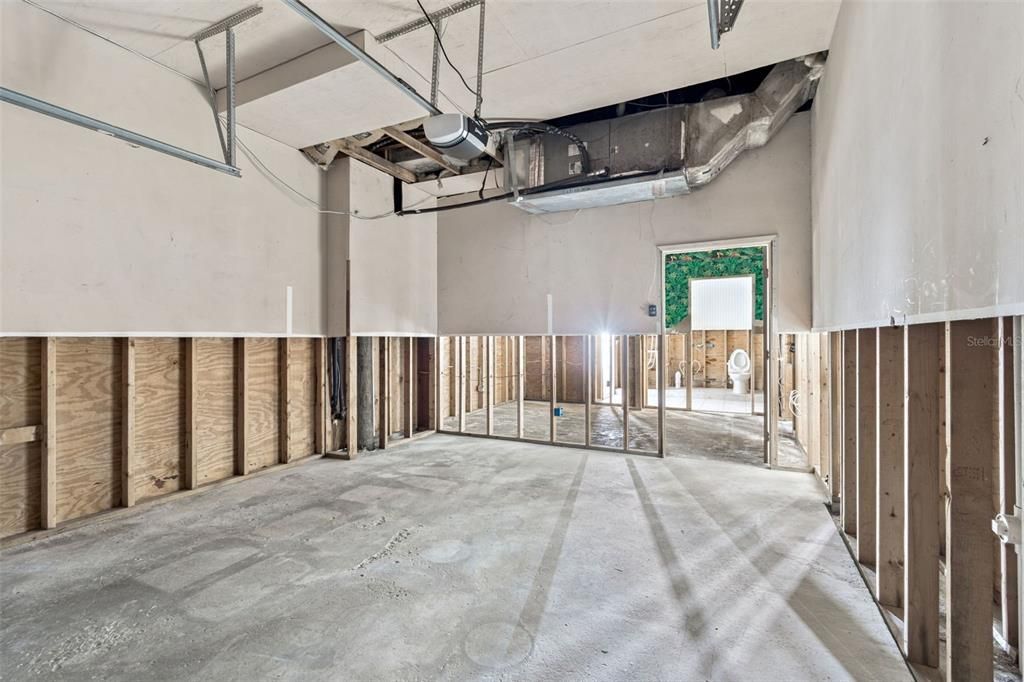 Под контрактом: $1,295,000 (4 спален, 4 ванн, 3166 Квадратных фут)