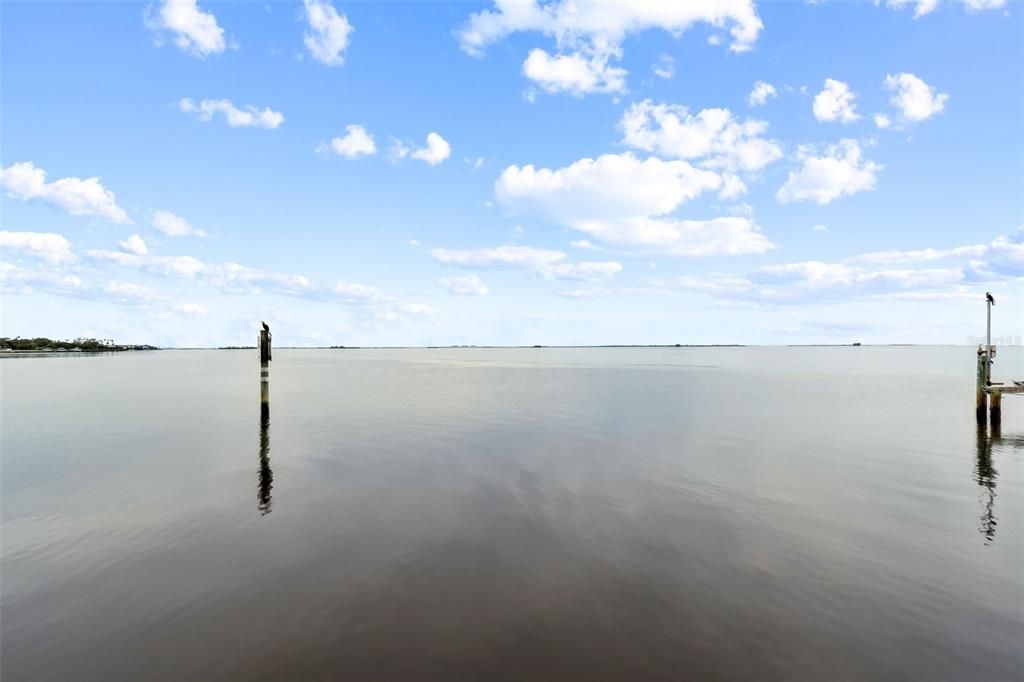 Под контрактом: $1,295,000 (4 спален, 4 ванн, 3166 Квадратных фут)