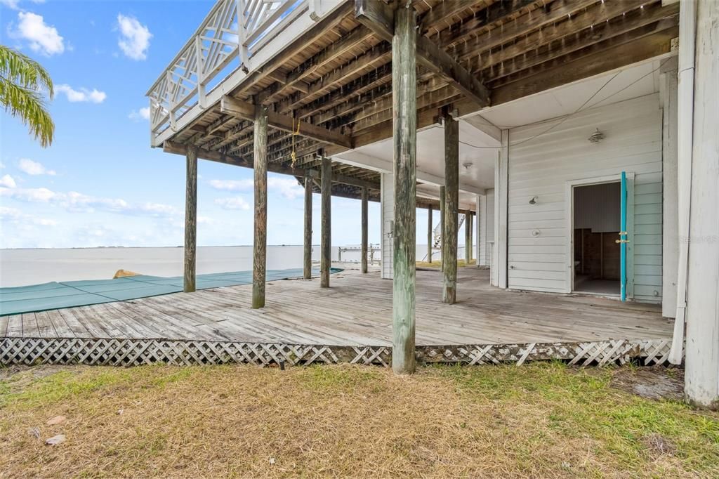 Под контрактом: $1,295,000 (4 спален, 4 ванн, 3166 Квадратных фут)