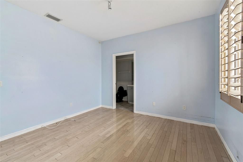 Под контрактом: $1,295,000 (4 спален, 4 ванн, 3166 Квадратных фут)