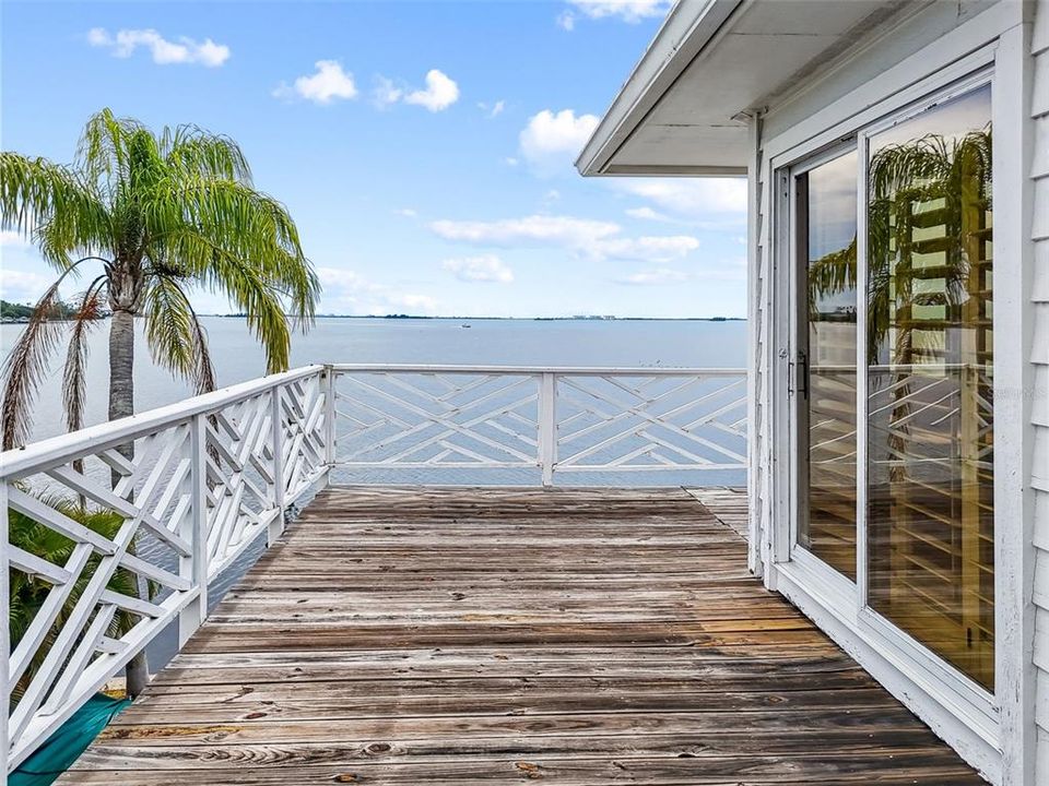 Под контрактом: $1,295,000 (4 спален, 4 ванн, 3166 Квадратных фут)