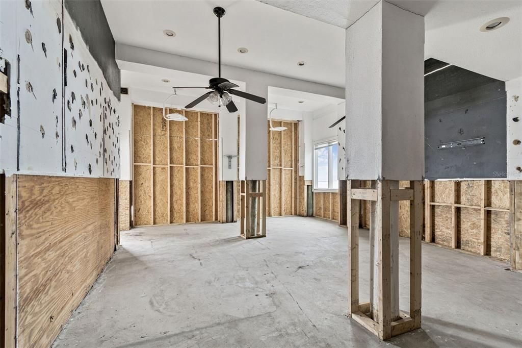 Под контрактом: $1,295,000 (4 спален, 4 ванн, 3166 Квадратных фут)