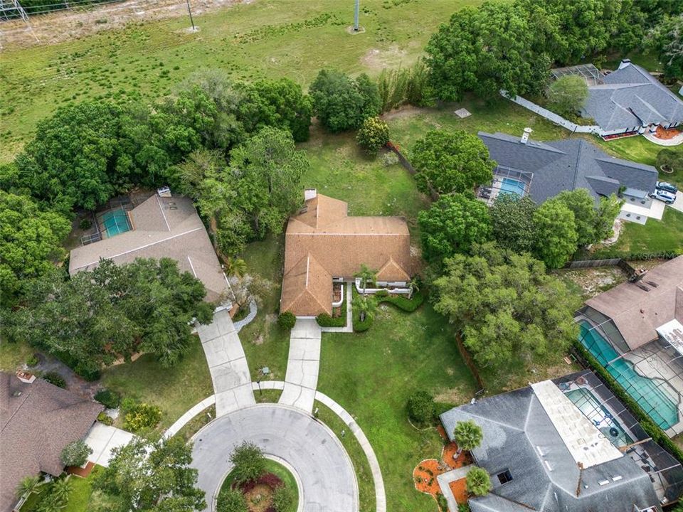 En Venta: $590,000 (4 camas, 3 baños, 2550 Pies cuadrados)