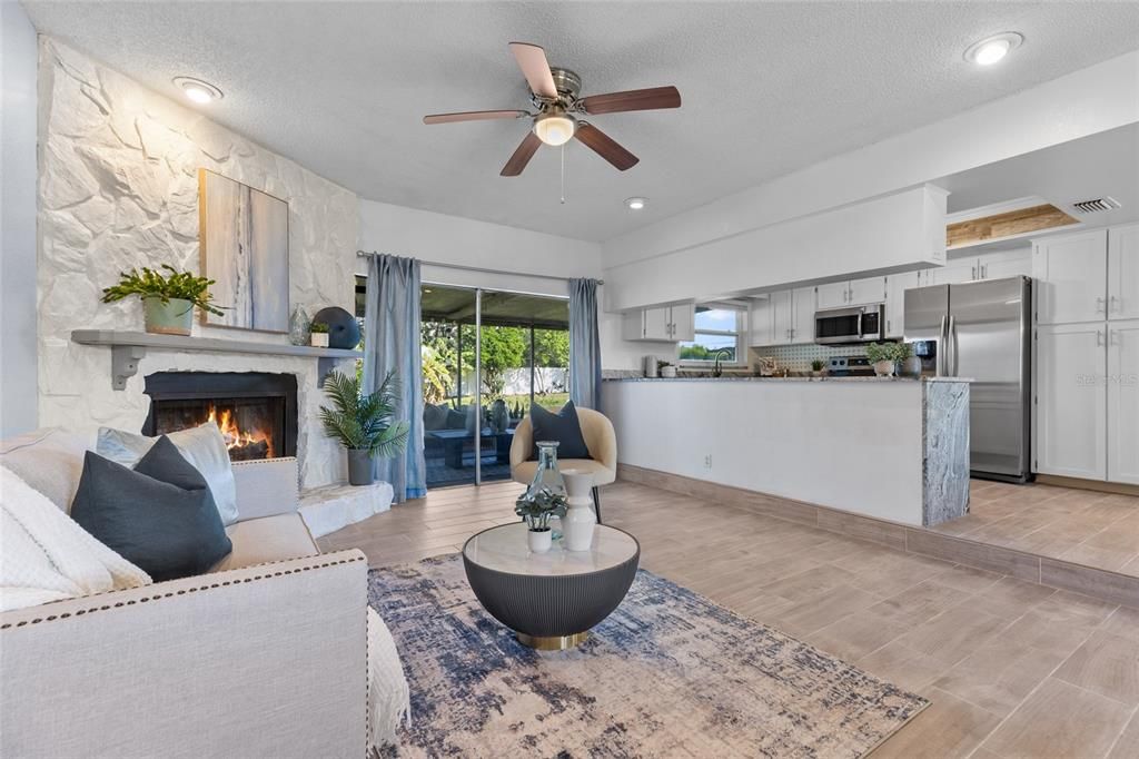 Под контрактом: $384,900 (3 спален, 2 ванн, 1471 Квадратных фут)