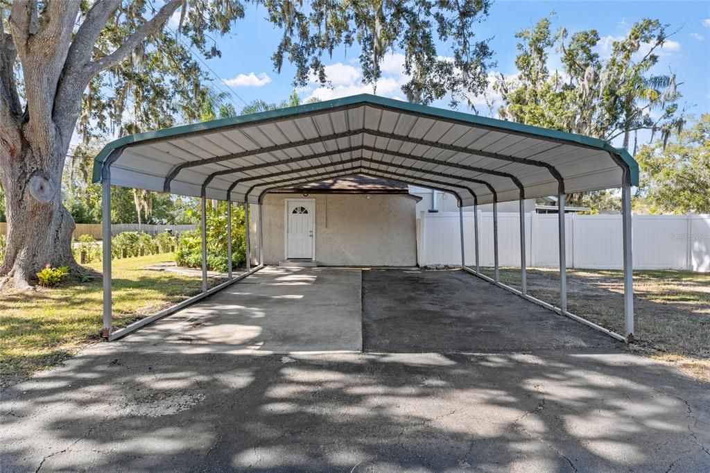 Под контрактом: $384,900 (3 спален, 2 ванн, 1471 Квадратных фут)