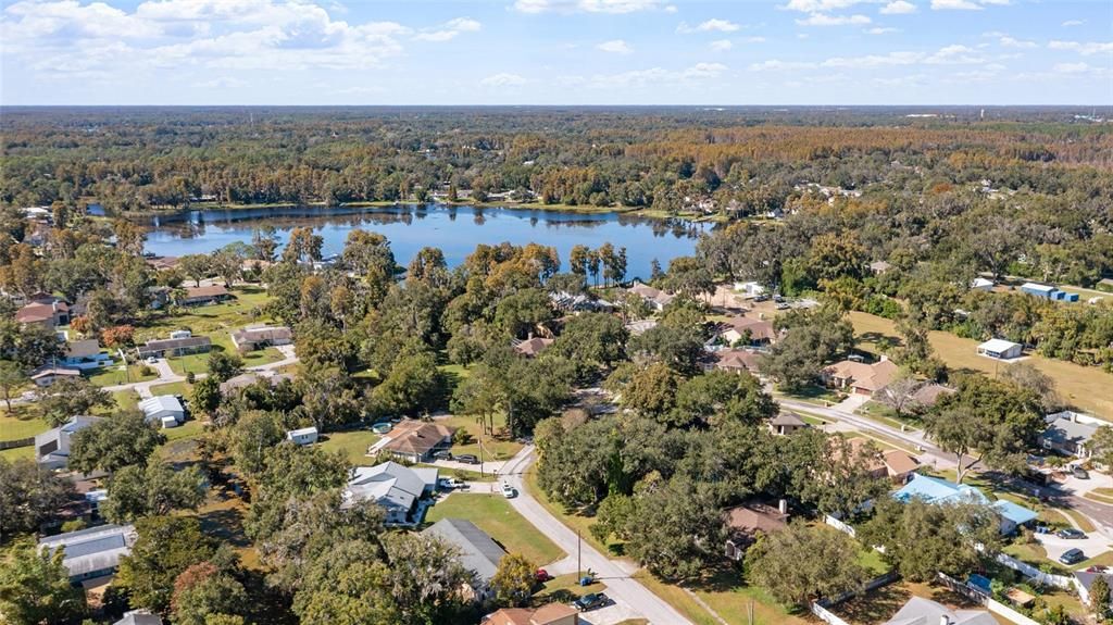 Под контрактом: $384,900 (3 спален, 2 ванн, 1471 Квадратных фут)