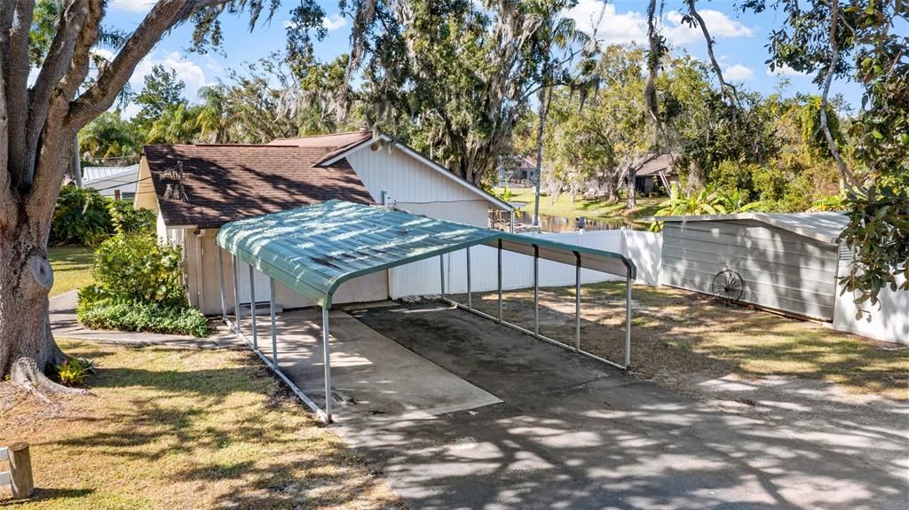 Под контрактом: $384,900 (3 спален, 2 ванн, 1471 Квадратных фут)