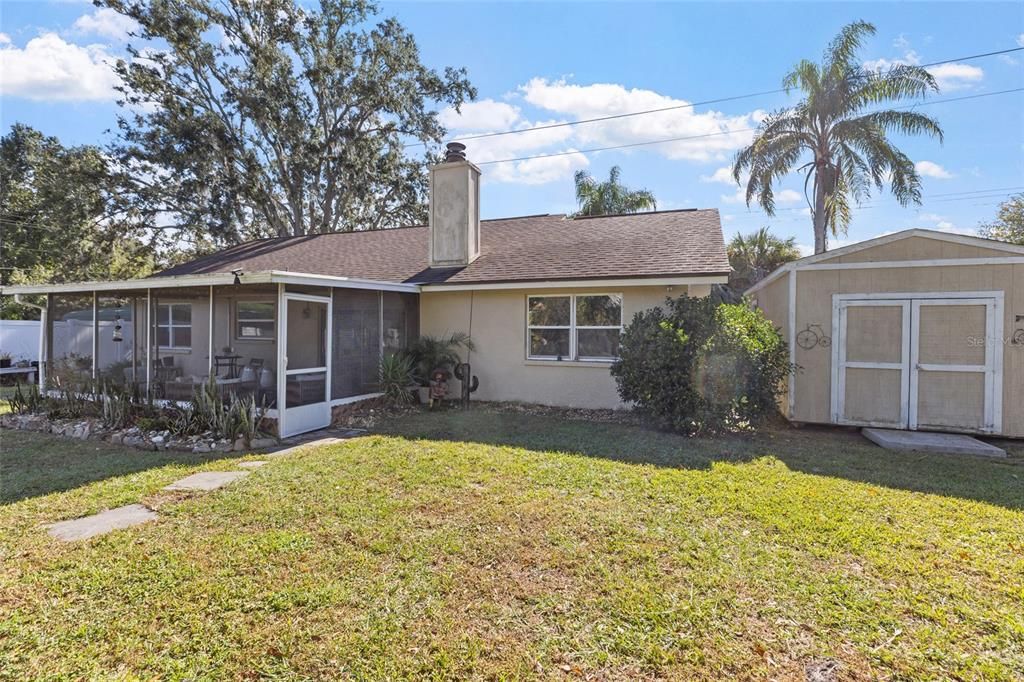 Под контрактом: $384,900 (3 спален, 2 ванн, 1471 Квадратных фут)