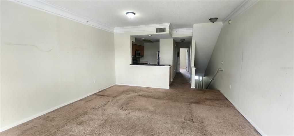 На продажу: $339,900 (2 спален, 2 ванн, 1175 Квадратных фут)