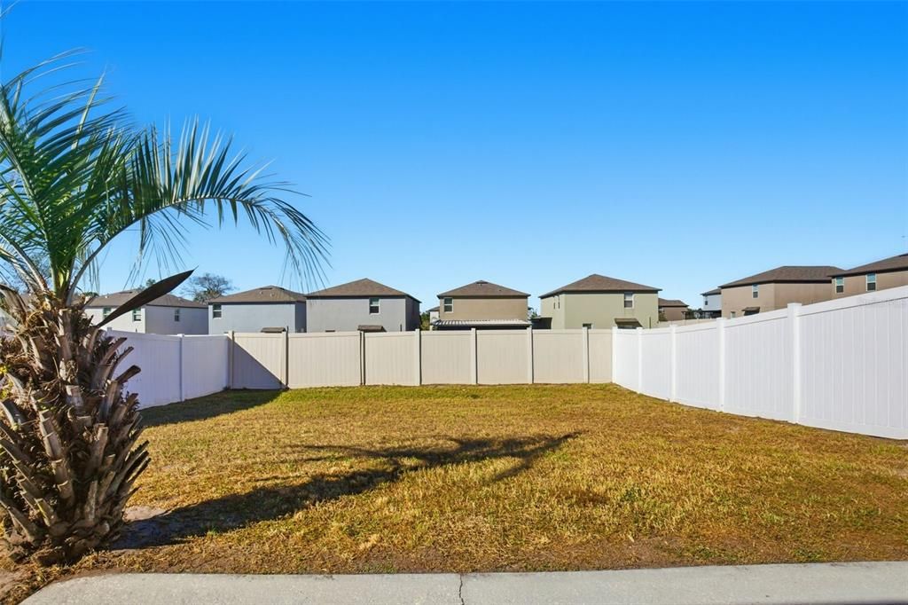 Active With Contract: $284,900 (3 beds, 2 baths, 1303 Square Feet)