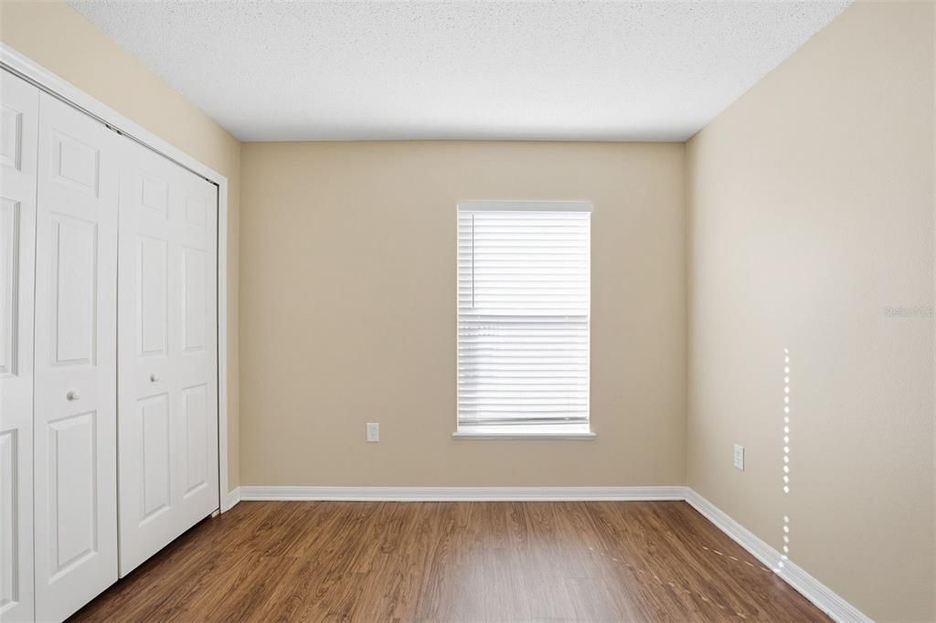 Active With Contract: $284,900 (3 beds, 2 baths, 1303 Square Feet)