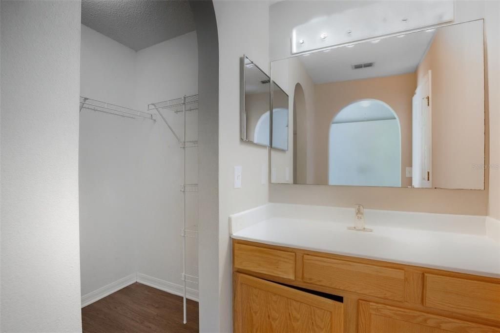 Active With Contract: $284,900 (3 beds, 2 baths, 1303 Square Feet)