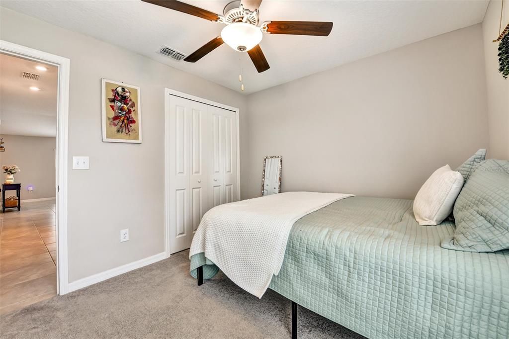 For Sale: $330,000 (4 beds, 2 baths, 1841 Square Feet)