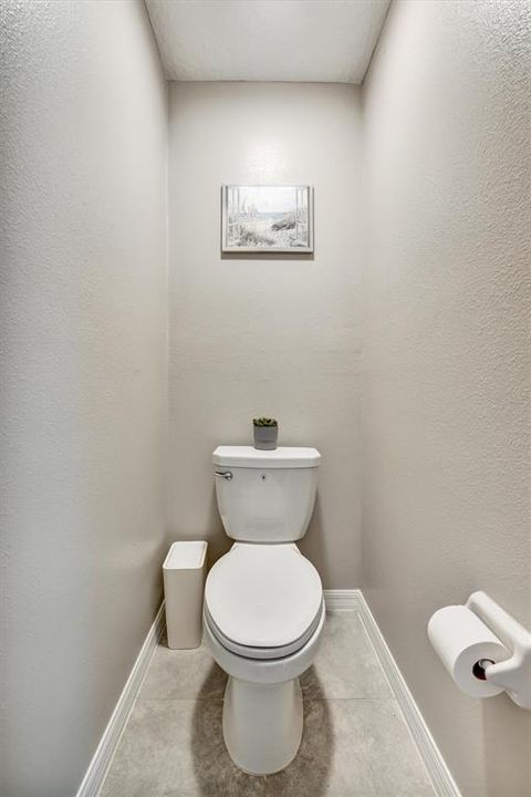 For Sale: $330,000 (4 beds, 2 baths, 1841 Square Feet)