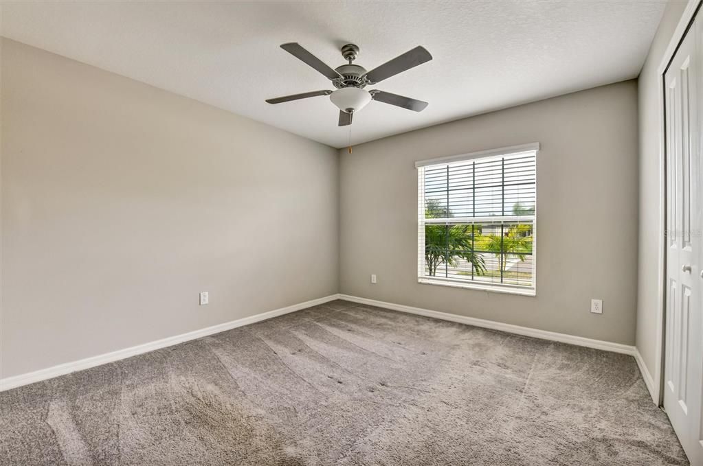 For Sale: $330,000 (4 beds, 2 baths, 1841 Square Feet)