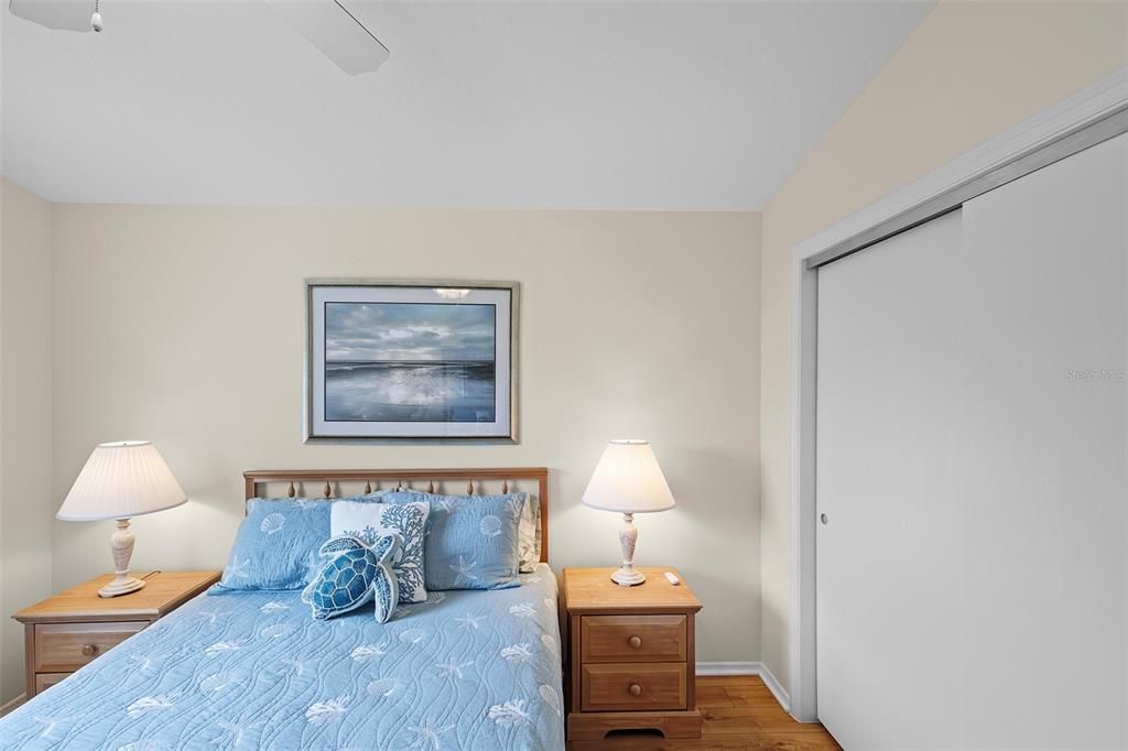 Active With Contract: $275,000 (2 beds, 2 baths, 1156 Square Feet)