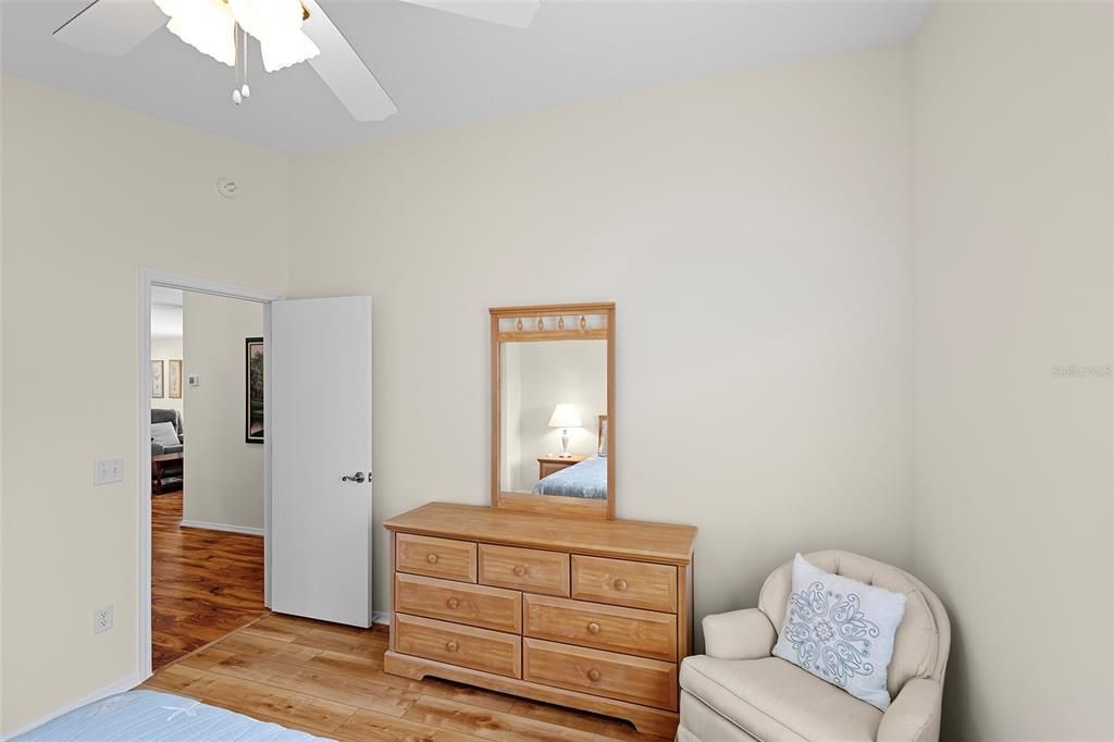 Active With Contract: $275,000 (2 beds, 2 baths, 1156 Square Feet)