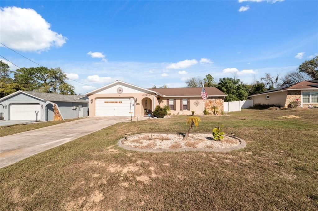 En Venta: $330,000 (3 camas, 2 baños, 1404 Pies cuadrados)