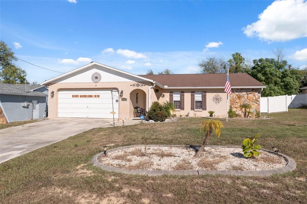 En Venta: $330,000 (3 camas, 2 baños, 1404 Pies cuadrados)