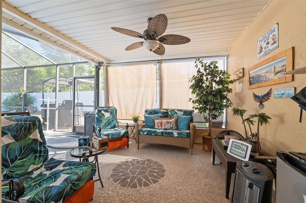 En Venta: $330,000 (3 camas, 2 baños, 1404 Pies cuadrados)