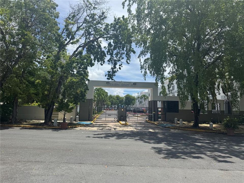 В аренду: $1,600 (3 спален, 2 ванн, 1174 Квадратных фут)