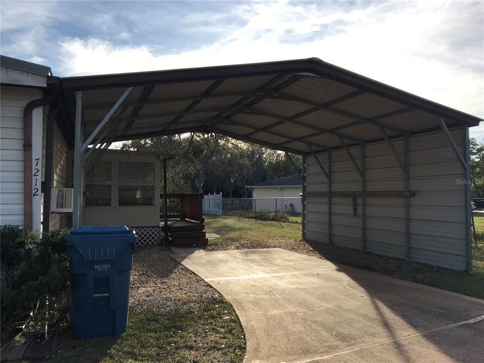 For Sale: $128,000 (2 beds, 2 baths, 1104 Square Feet)