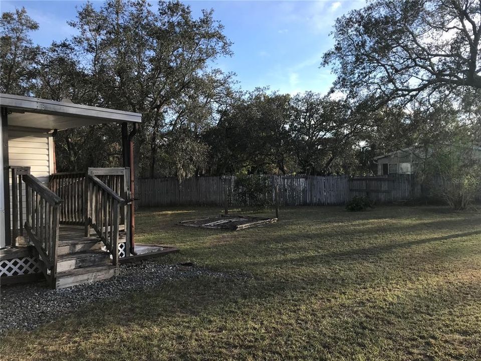 For Sale: $128,000 (2 beds, 2 baths, 1104 Square Feet)