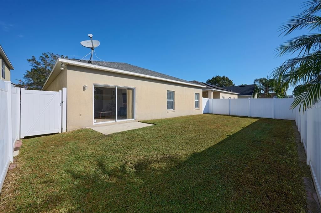 На продажу: $399,000 (4 спален, 2 ванн, 1955 Квадратных фут)