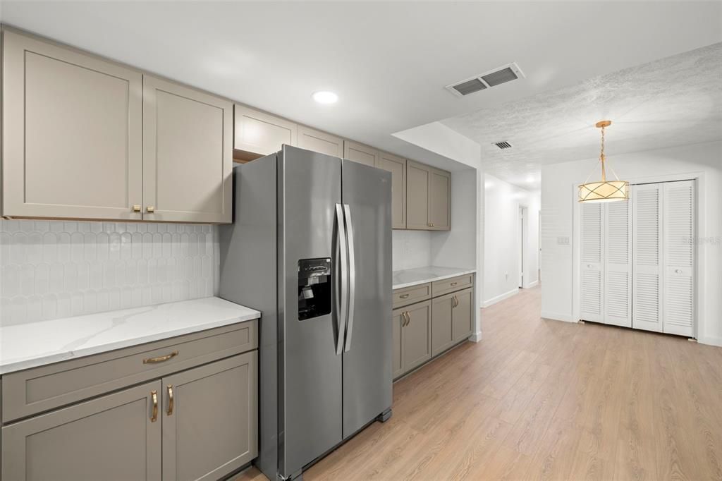 待售: $464,900 (3 贝兹, 2 浴室, 1765 平方英尺)