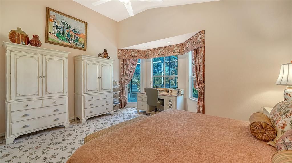 For Sale: $699,990 (2 beds, 2 baths, 1707 Square Feet)