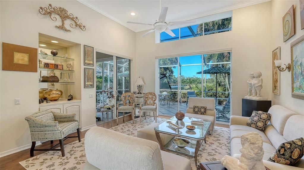 For Sale: $699,990 (2 beds, 2 baths, 1707 Square Feet)