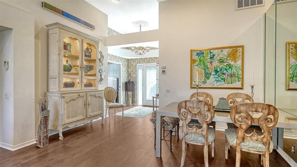 For Sale: $699,990 (2 beds, 2 baths, 1707 Square Feet)